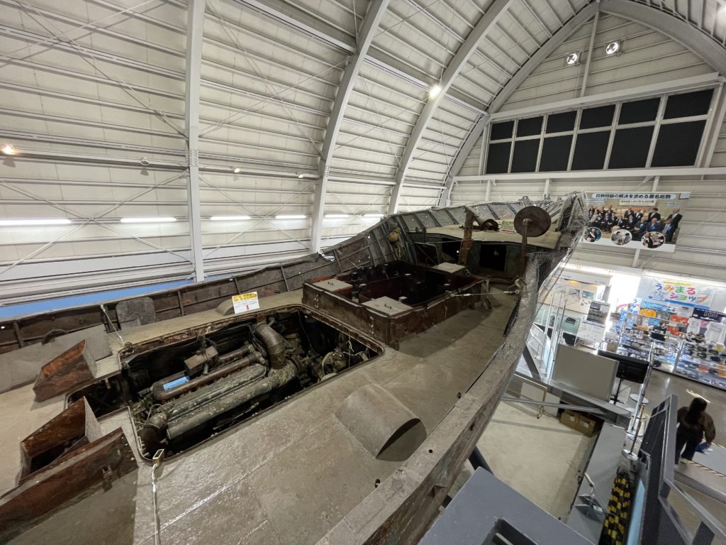 北朝鮮の工作船 エンジン