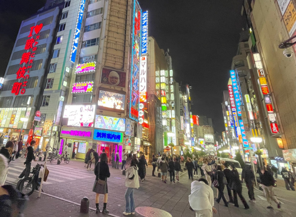 歌舞伎町の町並み