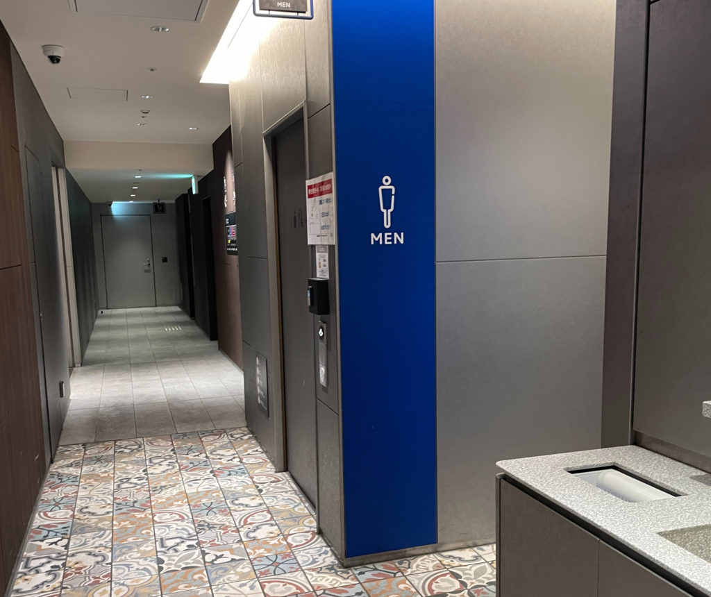 歌舞伎町タワー トイレ