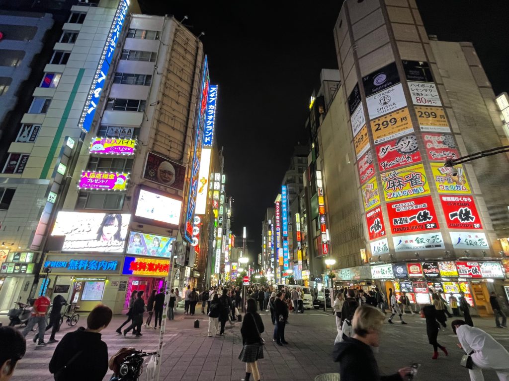 歌舞伎町 繁華街
